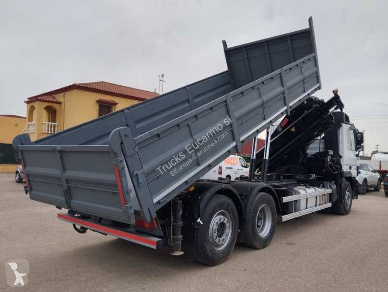 Camión Mercedes 2541