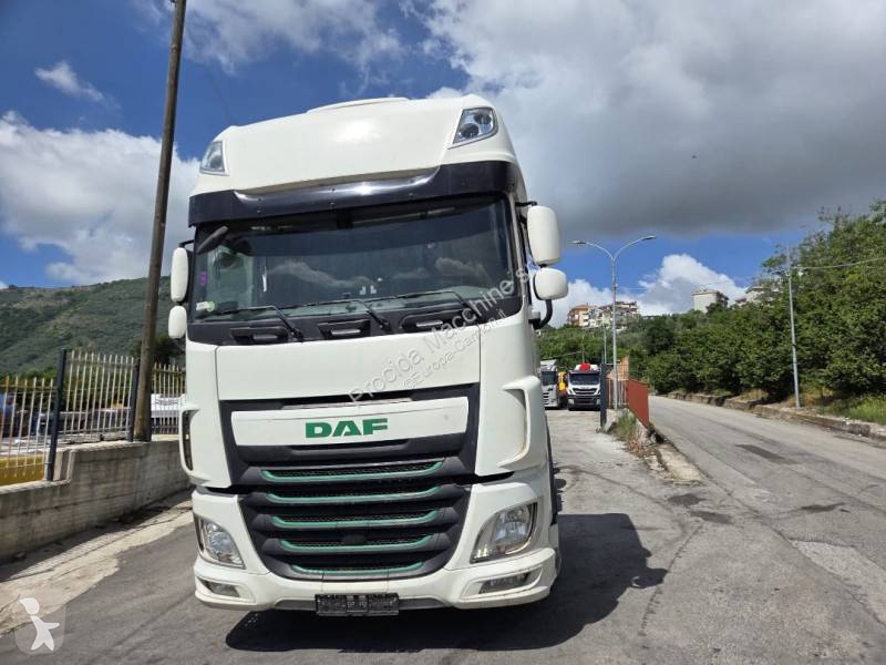 Camion DAF 440