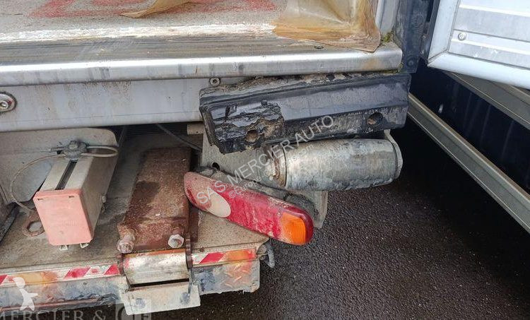 Iveco  truck
