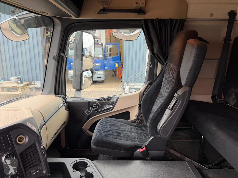 Camion Mercedes 1824 4x2 BDF Chassis Euro 6...