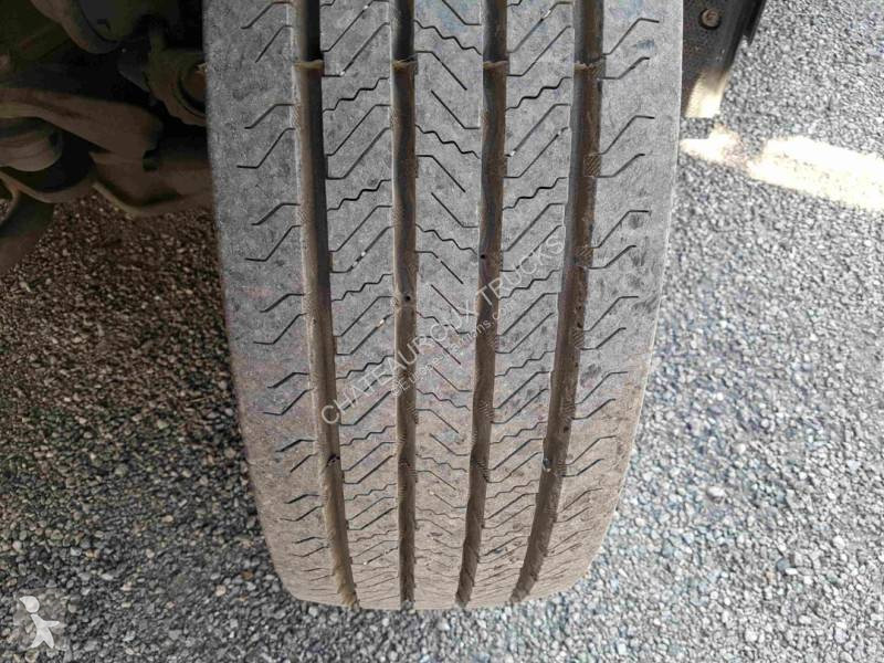 Iveco 120 E 28 tector truck