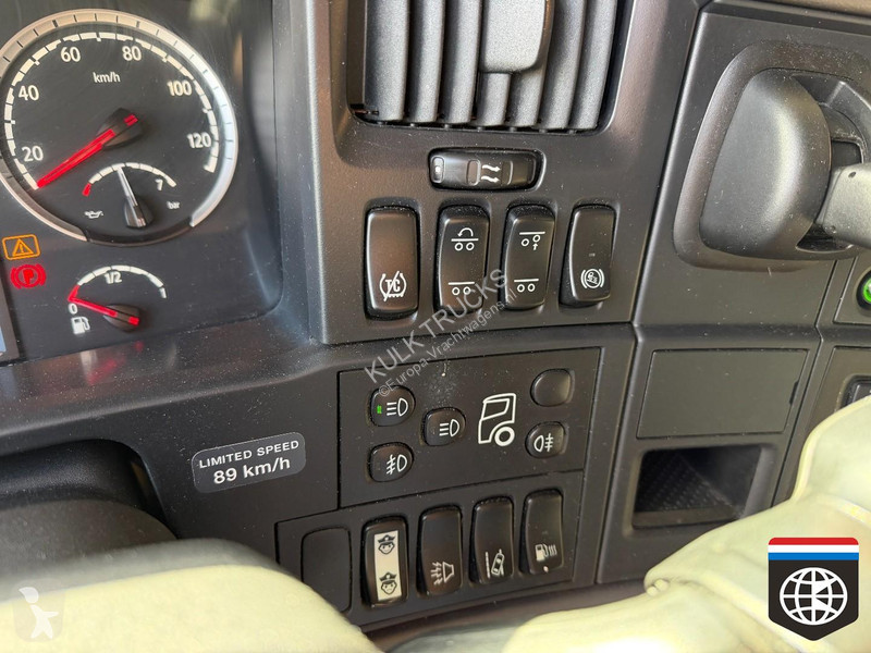 شاحنة Scania R520 6X2/4 lift and steering axle...