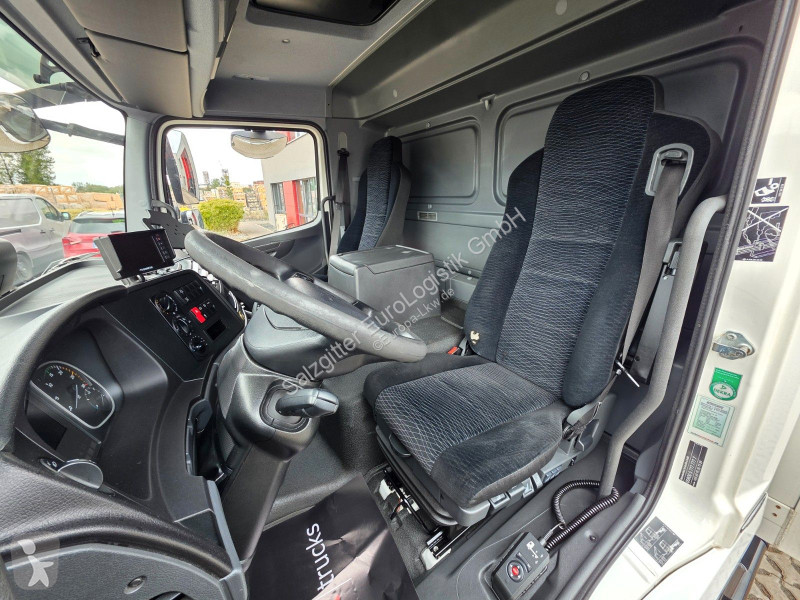 Kamión Mercedes 816 | Rückfahrkamera |...