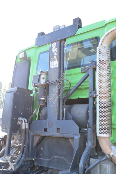 MAN 35.440 truck