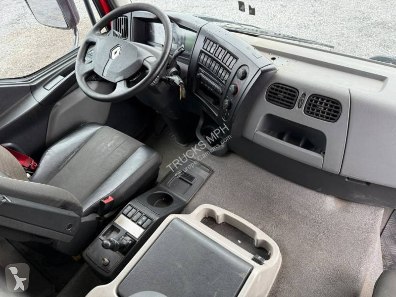 Kamion Renault 320