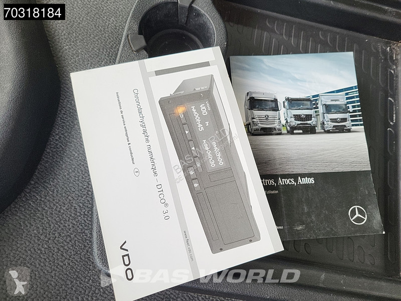 Kamion Mercedes 3243 8X4 16m3 tipper Full Steel...