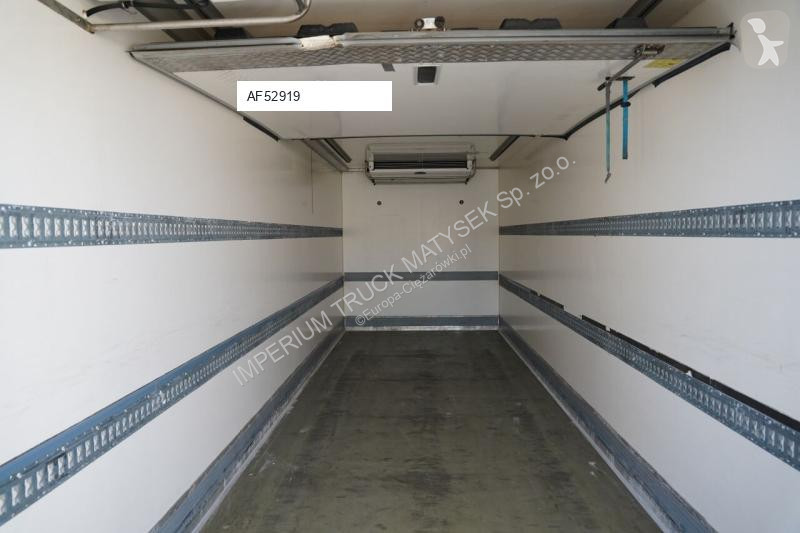 شاحنة Volvo / PRZYCZEPA / CHŁODNIA - 6,8 M /...