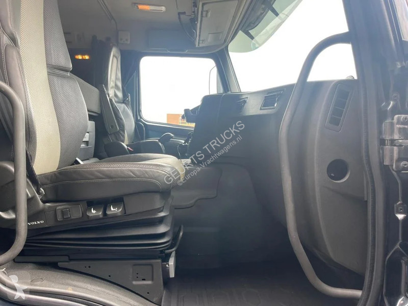 Lastbil Volvo FMX 540 10X4 + EFFER 1255/7S +...
