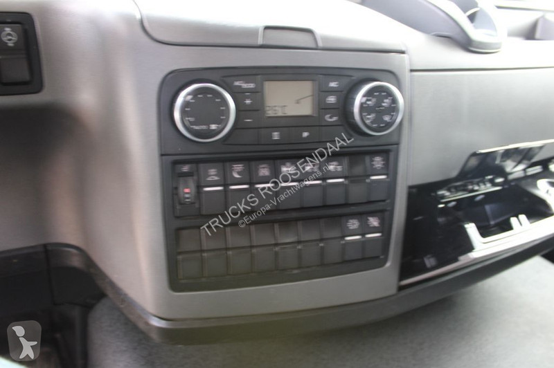 Kamion MAN 12.250 + EURO 6 + manual + LIFT + BE...