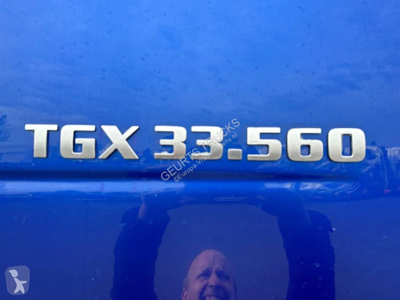 Kamion MAN 33.560 8X4 TRIDEM + HMF 4020-K8...