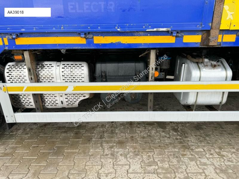 Camion Iveco HIAB XS 099 HIDUO