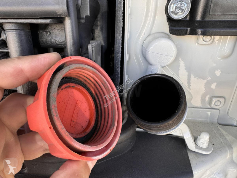Kamion Volvo 360 FM