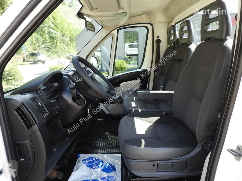 Véhicule utilitaire Peugeot BOXER WYWROTKA...