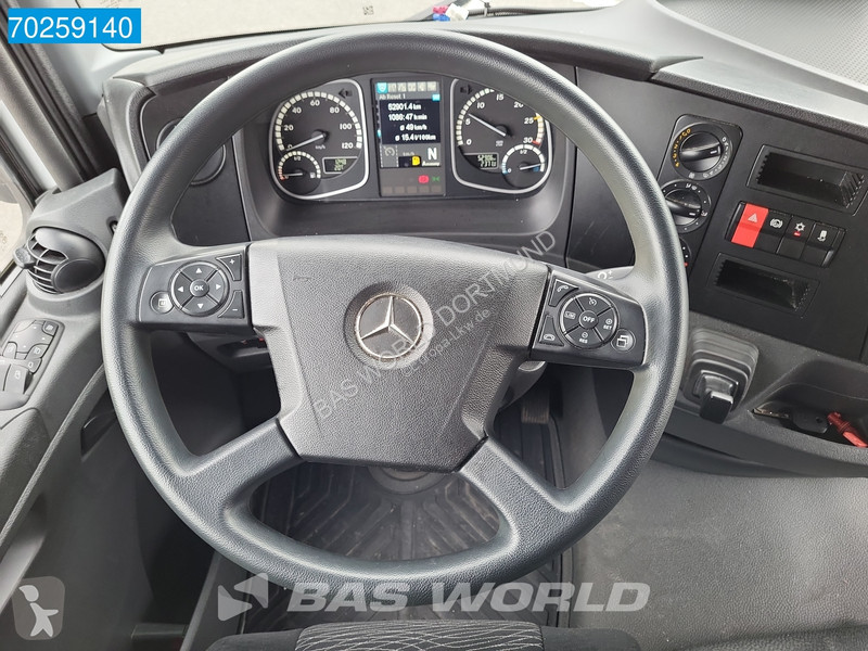 Camion Mercedes 816 4X2 7.49t Thermoking B-100...