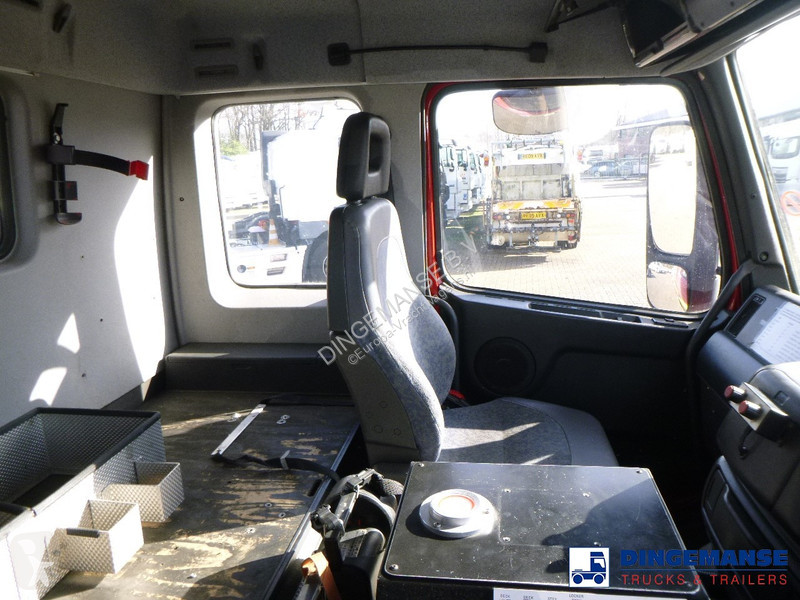 Camion Volvo 6x4 RHD Bronto Skylift F32HDT...