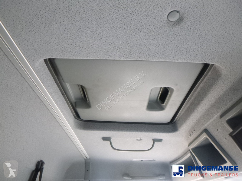 Kamion Mercedes 1829 4x4 RHD + Atlas 85.2 A5L