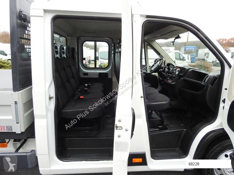 Véhicule utilitaire Peugeot BOXER SKRZYNIA...