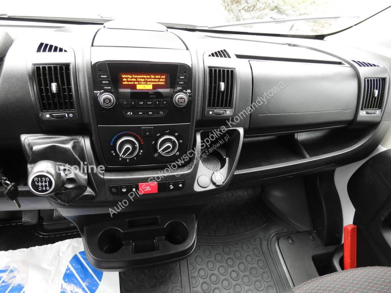 Camion Peugeot BOXER KONTENER WINDA 8 PALET...