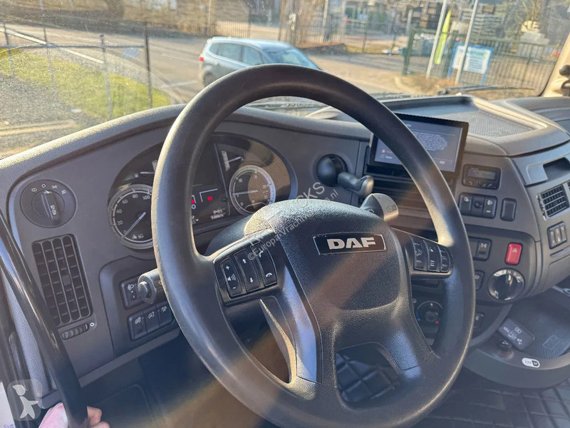 Kamion DAF 8X2 - EURO 6 + HIAB 855 EP-6 +...