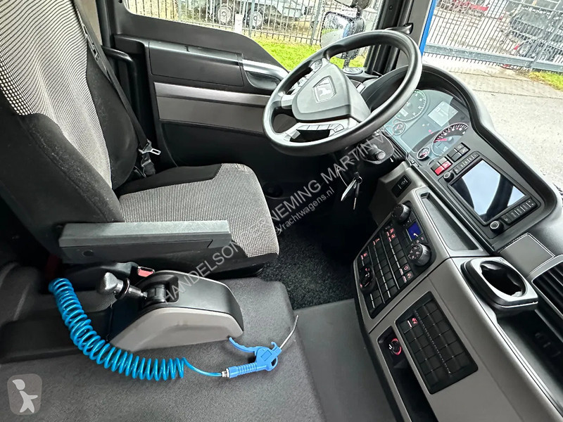 Kamion MAN 12.220. EURO6 . 2018. 820x247x240...
