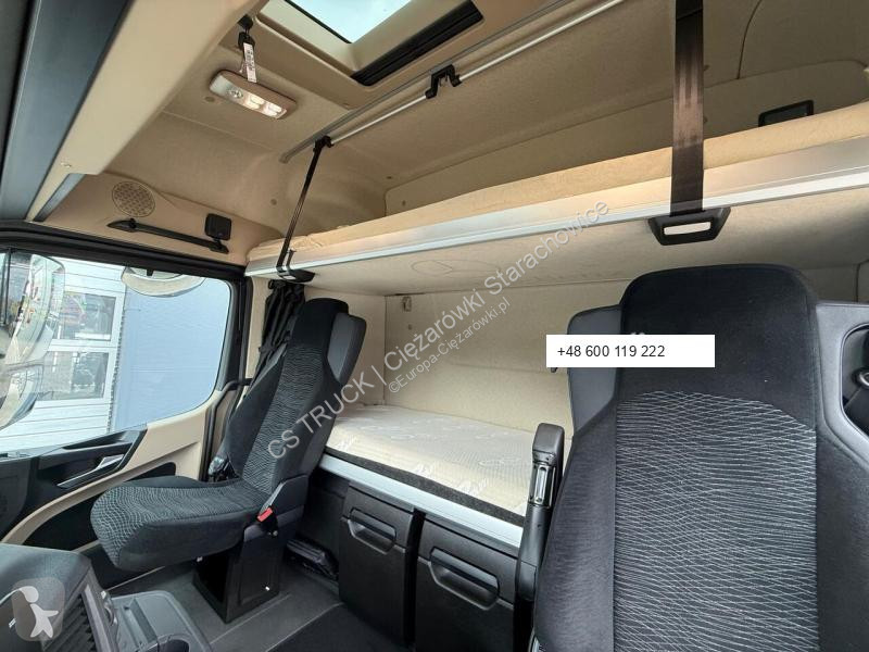 شاحنة Mercedes 2545