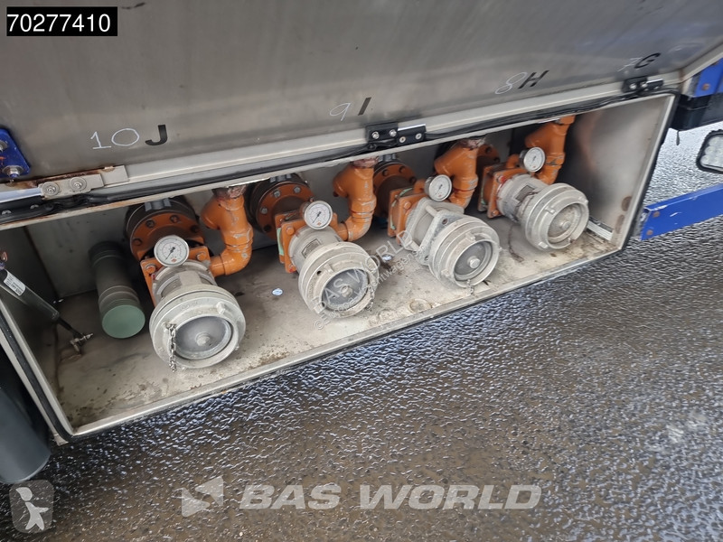 Vrachtwagen Volvo 420 6X2 NL-Truck Compressor...