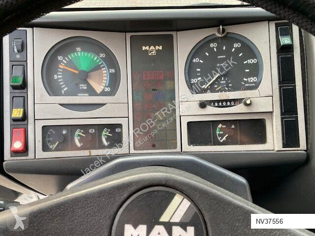 Lastbil MAN 18-224
