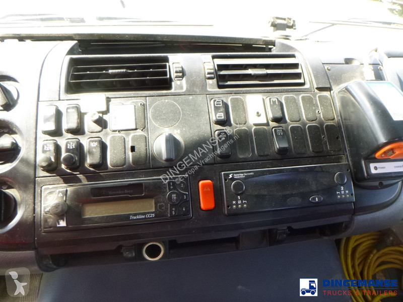 Camion Mercedes 1823 4x2 Putzmeister concrete...