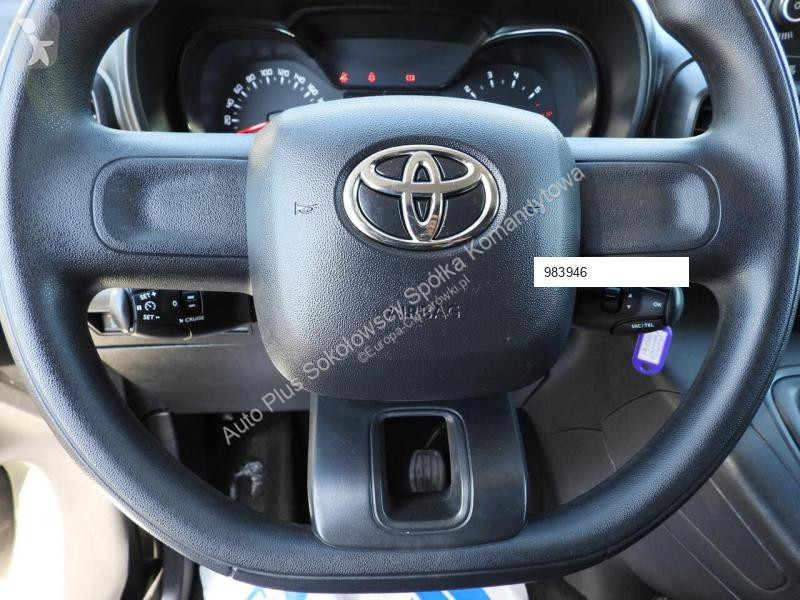 Užitkové vozidlo Toyota CITY  FURGON CHŁODNIA...