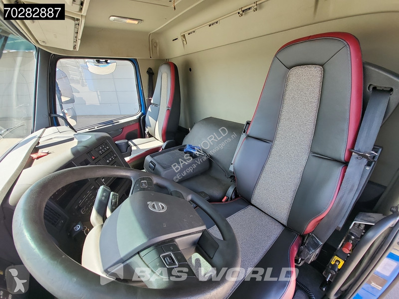 Kamion Volvo 500 8X4 16m3 Forez-Bennes tipper...