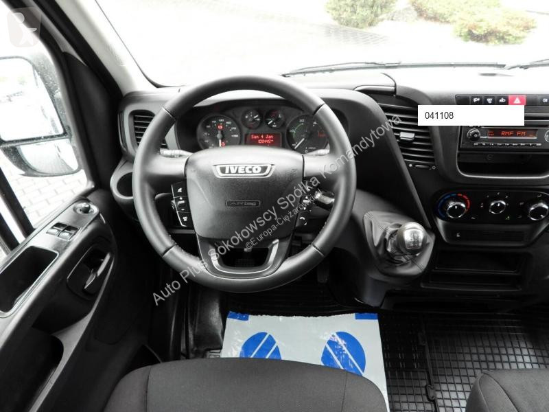 Veículo utilitário Iveco DAILY 35C13 WYWROTKA...