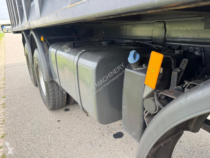 Vrachtwagen Mercedes ACTROS 4151 V8 8x8 tipper