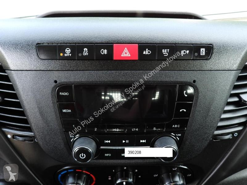 Autoutilitară Iveco DAILY 35S12 SKRZYNIA...