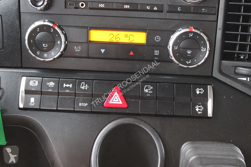 Kamion Mercedes 2027 + EURO 6 + 19T