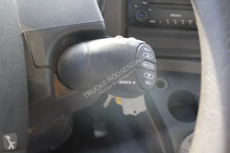 Vrachtwagen Renault 220 + manual