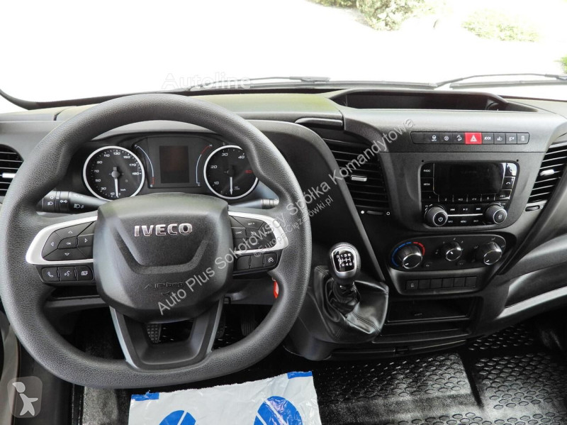 Véhicule utilitaire Iveco DAILY 35S18 PLANDEKA...