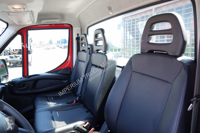 Autoutilitară Iveco DAILY 35C12D / 2,3 D /...