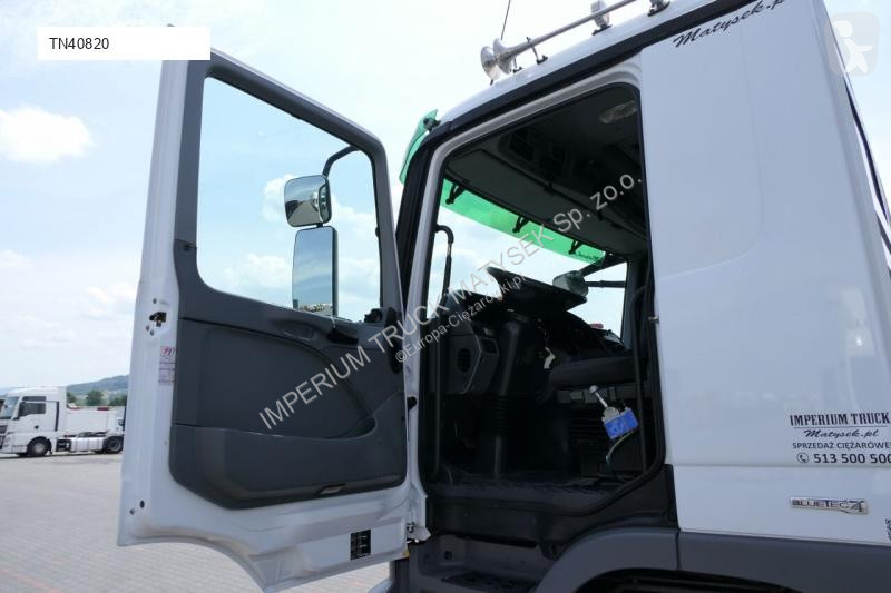 Camion Mercedes ACTROS 32 440