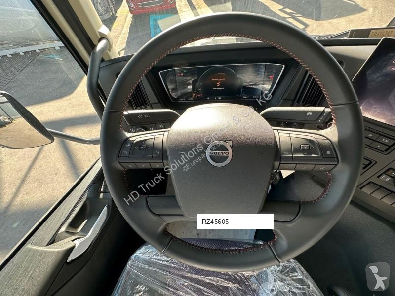 Camion Volvo FMX 500 8x4 Abrollkipper + Kran...