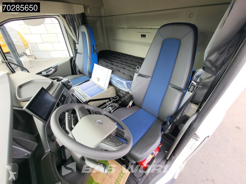 Camion Volvo 500 6X2 NEW! 21tons HIAB ULT21S59...