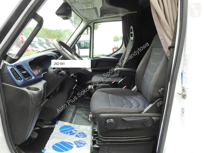 Véhicule utilitaire Iveco DAILY 70C18 PLANDEKA...