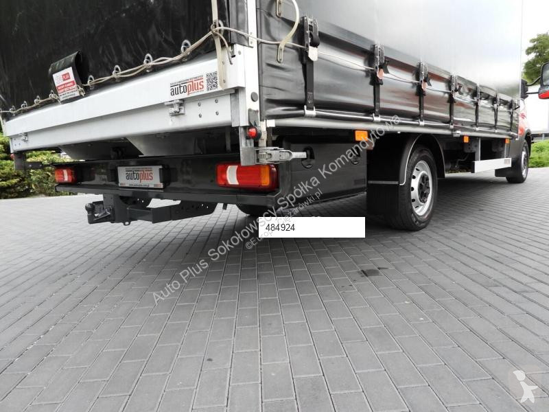 Véhicule utilitaire Iveco DAILY 35S21 PLANDEKA...