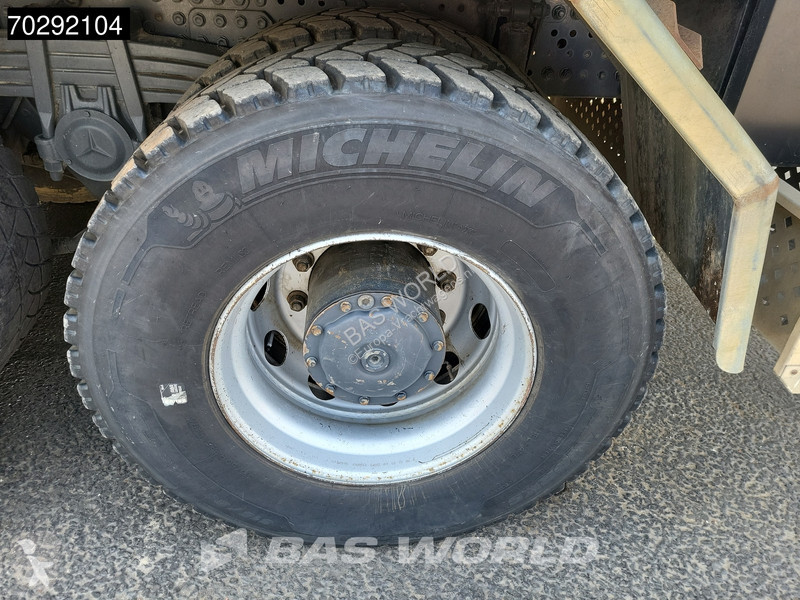Lastbil Mercedes 2636 6X4 8m3 Forez Bennes...