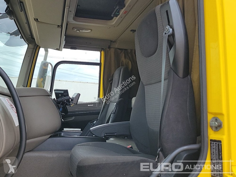 Vrachtwagen  CF75.310