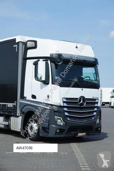 Kamion s návěsem Mercedes / TANDEM