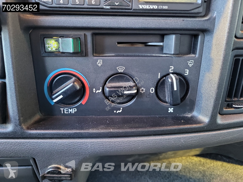 Kamion Volvo 180 FL 4X2 NL-Horsetruck 4 Horses...