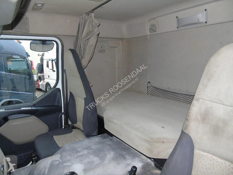 شاحنة Renault 410DXI + 8X4 + MANUAL + SPRING