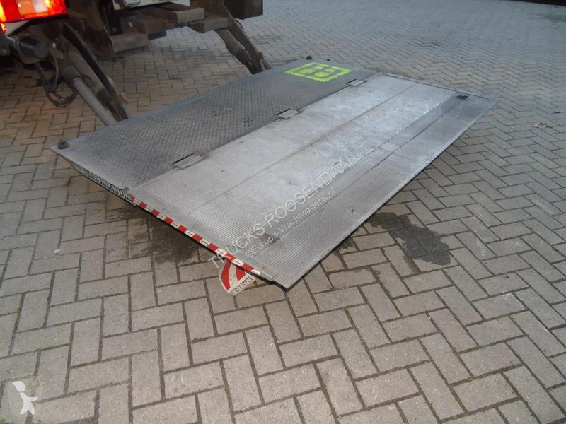 شاحنة Volvo 460 + TRS COOLING + LIFT + EURO 6