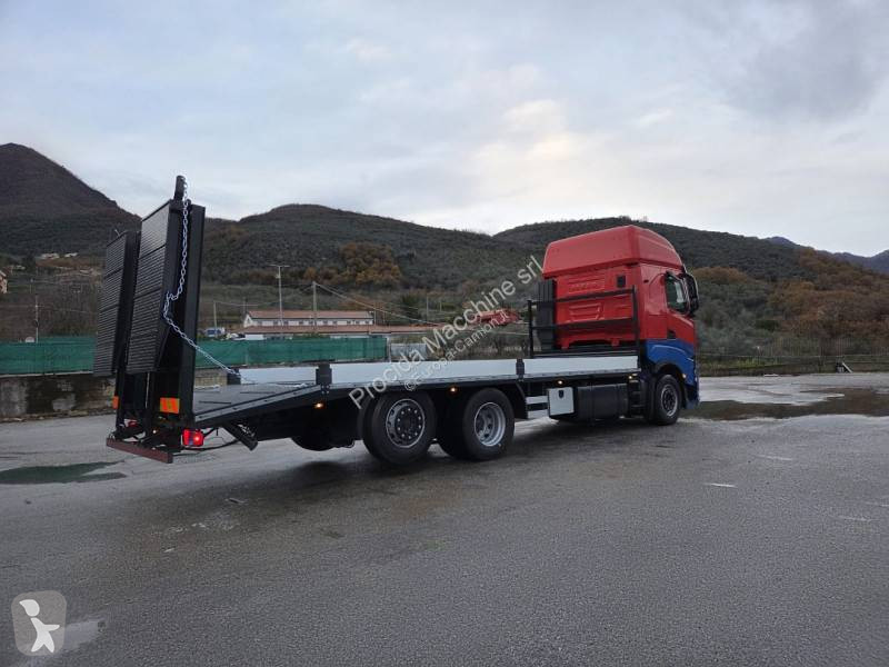 شاحنة Iveco