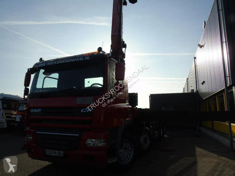 شاحنة DAF 85510 + FASSI 80TON 6x + 8X2 + EURO 5...
